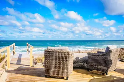 Image de Quintessential Cape Cod Beach Cottage! Located on the water at Spring Hill Beach