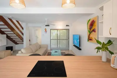 Image de 2 bedroom, 1 bathroom Townhouse