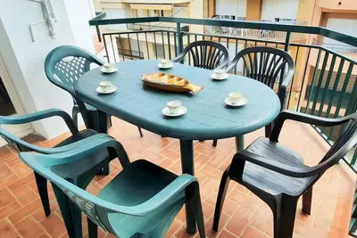 Image de Appartement proche plage avec terrasse, 3 chambres, idéal familles, animaux acceptés - Llançà, Espagne