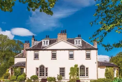 Image de Georgian country house on Royal Deeside estate