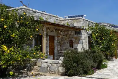 Image de Stone-built houses Azalas, very quiet, directly by the beach, with fireplace