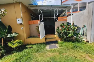 Image de Charming cottage located 1 minute from the beach