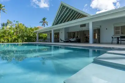 Image de Beachfront villa at Coson beach