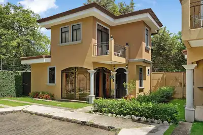 Villa with Pool, Gated Playas del Coco Getaway