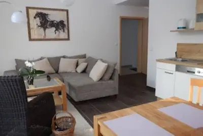Image de Holiday home Seebrise***** Fw B2 right on the lake