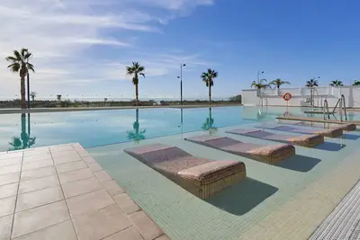Image de Appartement \"Sunrise Duna Beach\" près de la plage avec vue sur la mer