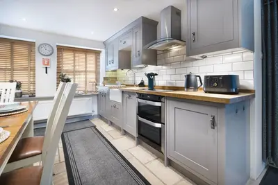 Image de Pinewood Cottage -  Short distance from Lakeside & Newby Bridge