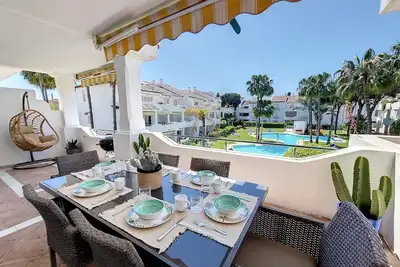 Image de Rdr279 - Renovated 2 bedroom Apt 5 min walk to beach