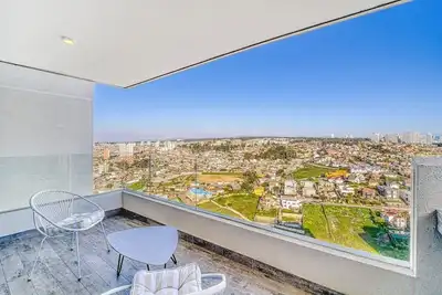 Image de Coast Tower 1br W/Balcony & View.