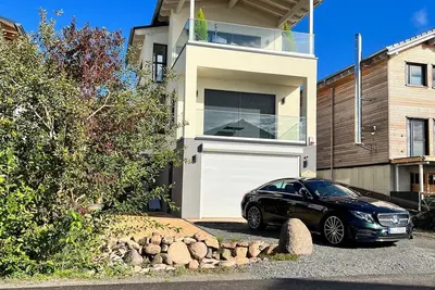 Image de Hainer See, modern, spacious vacation apartment with lake view, 25 meters to the lake