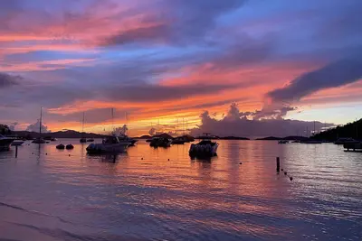 Image de Luxury, Seaview condo, Jacuzzi, Kayaks, Paddle Boards, Snorkeling gear, Close to Town