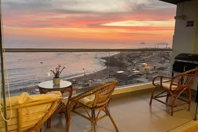 Image de 𝐃𝐄𝐏𝐀 𝐂𝐎𝐍 𝐄𝐒𝐏𝐄𝐂𝐓𝐀𝐂𝐔𝐋𝐀𝐑 𝐕𝐈𝐒𝐓𝐀 𝐀𝐋 𝐌𝐀𝐑🌅 Punta Hermosa