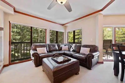 Image de Saint James Place 229