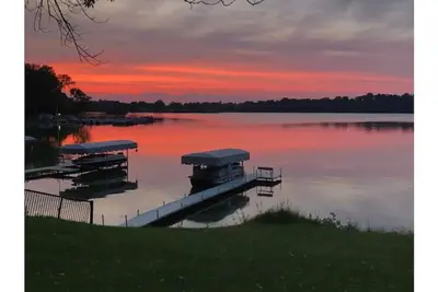 Image de The Bluegill on Little Green Lake!