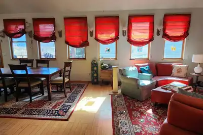 Image de Mountain Valley Heaven, amazing views and fresh air to renew your spirit.