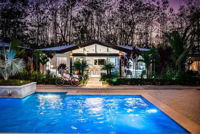 Image de Surfer`s Heaven - Modern, new home, close to beach