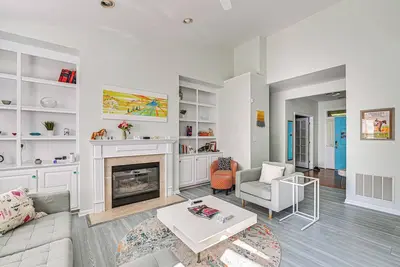 Image de ~ 2 Mi From Uk: Gorgeous Lexington Retreat!