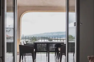 Image de Appartement de vacances avec vue sur la mer, climatisation et proche de la plage