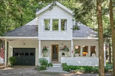 Image de Whitehaven is Ready for Summer, Only a few dates left!