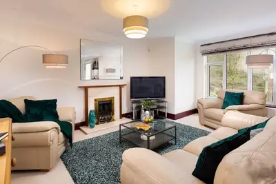 Beech View, family friendly, with a garden in Ambleside