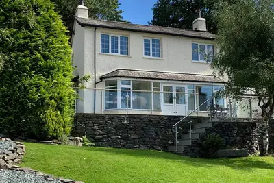Gale Mews, with a garden in Ambleside