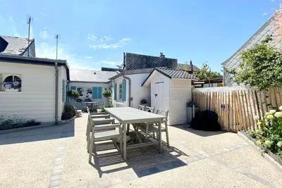Image de Cabane du Pêcheur, maison avec extérieur
