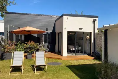 Image de Baie Latitude, maison pour 4 personnes avec jardin, proche centre-ville