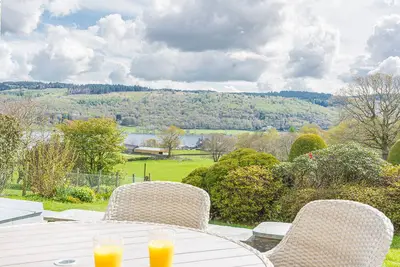 Image de Cedar Wood Coniston, pet friendly, with a garden in Coniston
