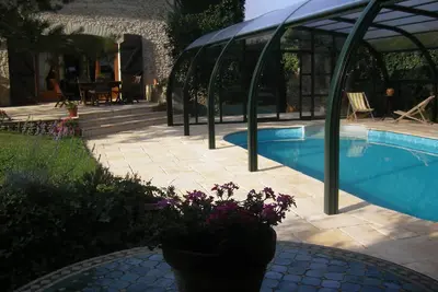 Image de Gîte à 20 minutes du Futuroscope, avec Piscine Couverte, Spa et Sauna