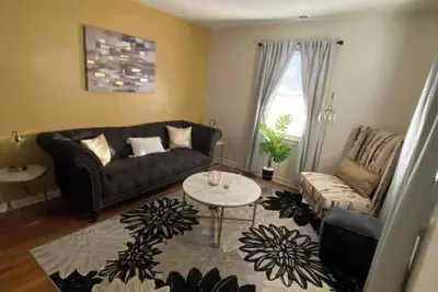 Image de Hidden Gem in the City! ! !