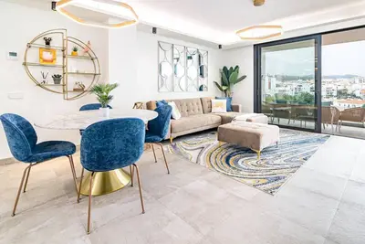 Image de Inf2. 5e- Tastefully furnished flat, Estepona cente