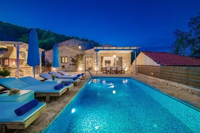 Villa Daniela, 3- bedroom villa with private pool
