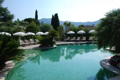Image de Comfortable air-conditioned villa with private garden, swimming pool