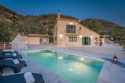 Image de Villa Kanalos 4-bedroom villa with private pool