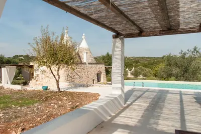 Image de Spacious & bright trulli w/private pool, nicely decorated - Ac in all rooms