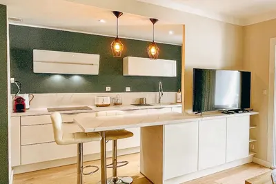 Image de Appartement Le California • Port de Carqueiranne et plages