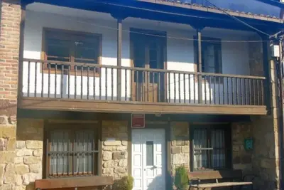 Image de The Jomeruca. Town house near beach and mountains