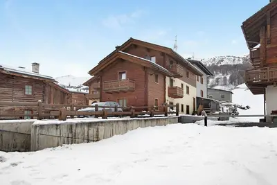 Image de Appartement de vacances \"Vacanze Matteo\" avec vue sur les montagnes, balcon et Wi-Fi.
