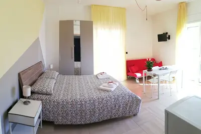 Image de Zelia two-room house