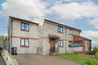 Image de 3 chambres à coucher à Dawlish