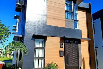 Image de Modern Home in Lakeshore Estate with High Speed Internet @150 mbps