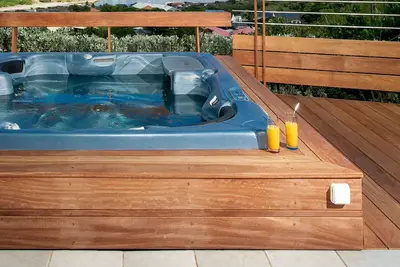 Image de Villa The Salt Piscine, Jacuzzi, Vue Mer