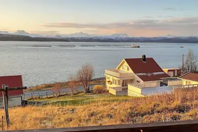 Image de Maison de vacances pour 6 a Finnsnes-By Traum