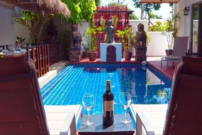 Image de Beautiful Nai Harn Beach villa by the best beach in Thailand.