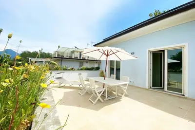 Image de Casa Iris, wonderful terrace close to the seaside