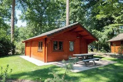 Image de Chalet indépendant composé de 2 chambres à coucher et d'1 salle de bain