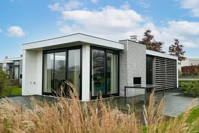 Image de Chalet avec 2 chambres à coucher et terrasse