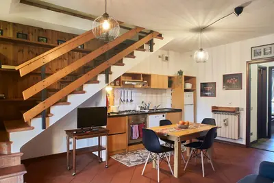 Image de Little Brick House on Siena Hills with Balconies