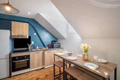 Image de Le Grand Arsenal - Trois Chambres Appartement, Couchages 6