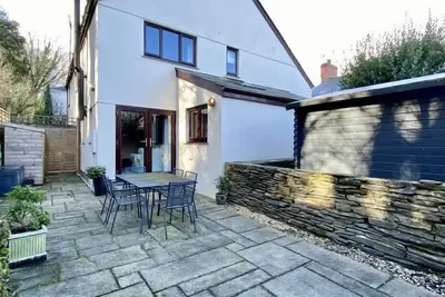 Image de Modern holiday home in Padstow Old Town with parking and patio garden